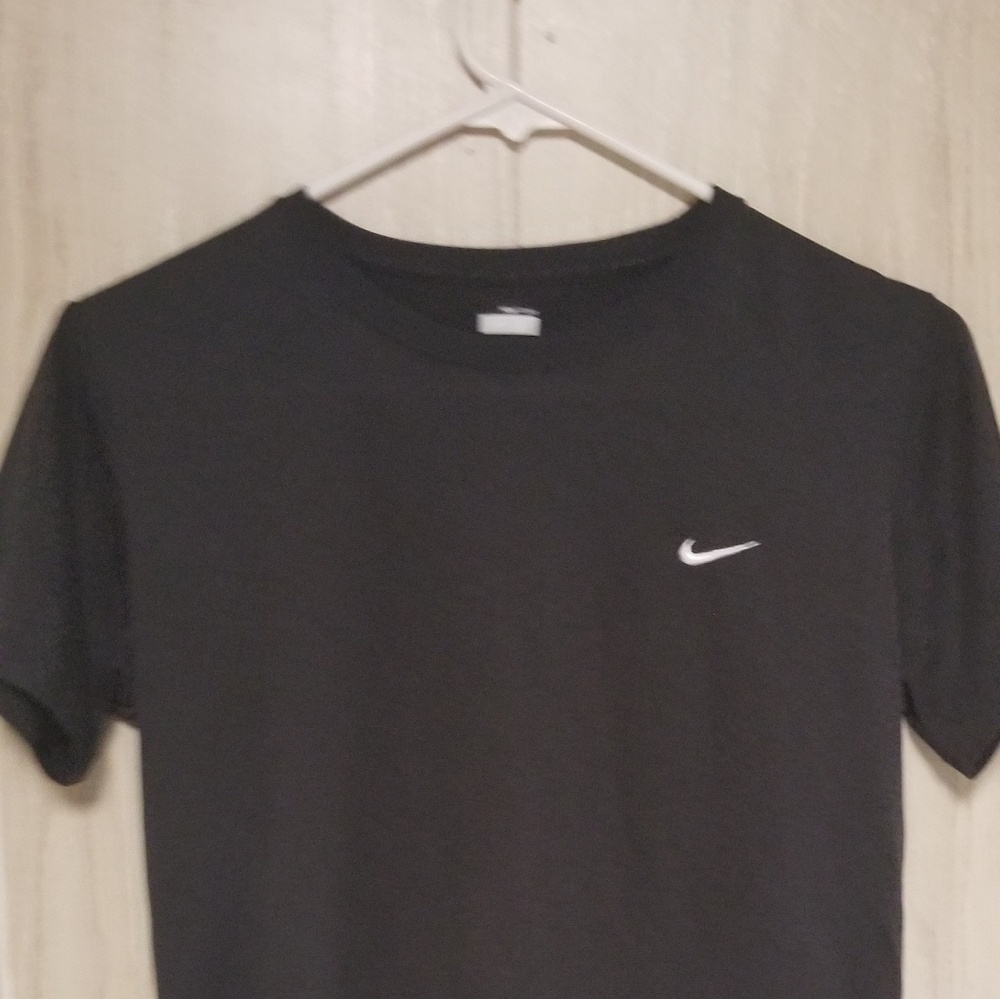 Woman's work out tshirts